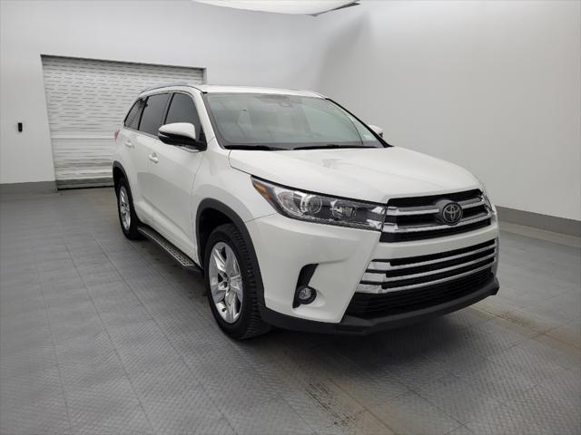 used 2019 Toyota Highlander car, priced at $29,595