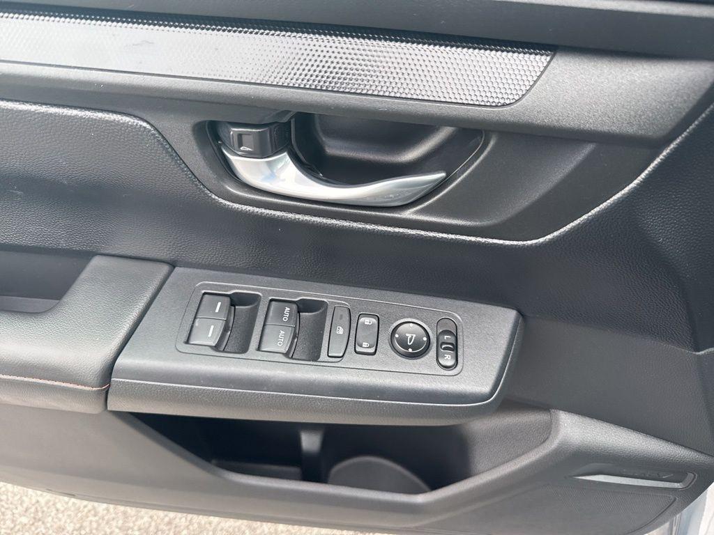 used 2024 Honda CR-V Hybrid car, priced at $31,945