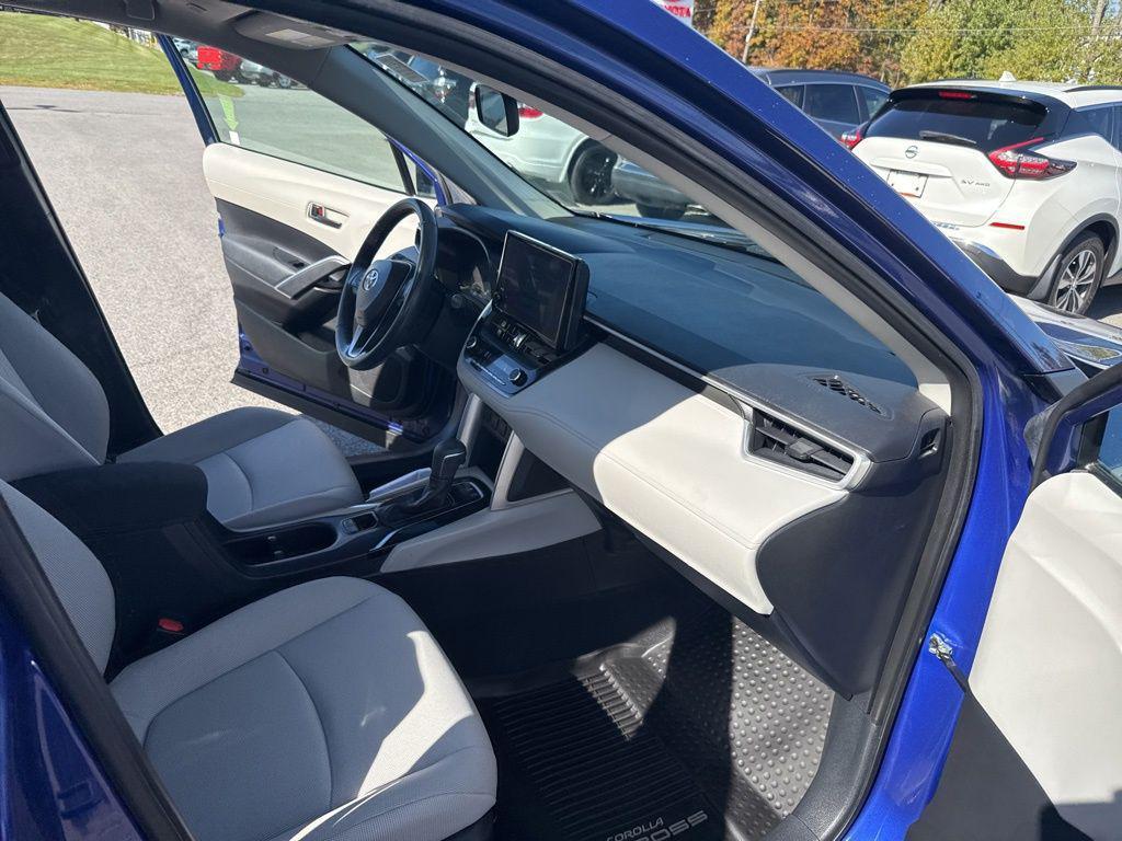used 2023 Toyota Corolla Cross car, priced at $24,995