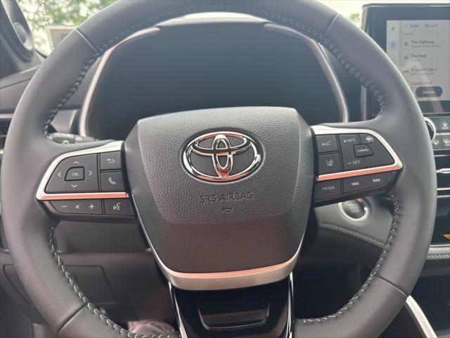 new 2025 Toyota Highlander car, priced at $50,388