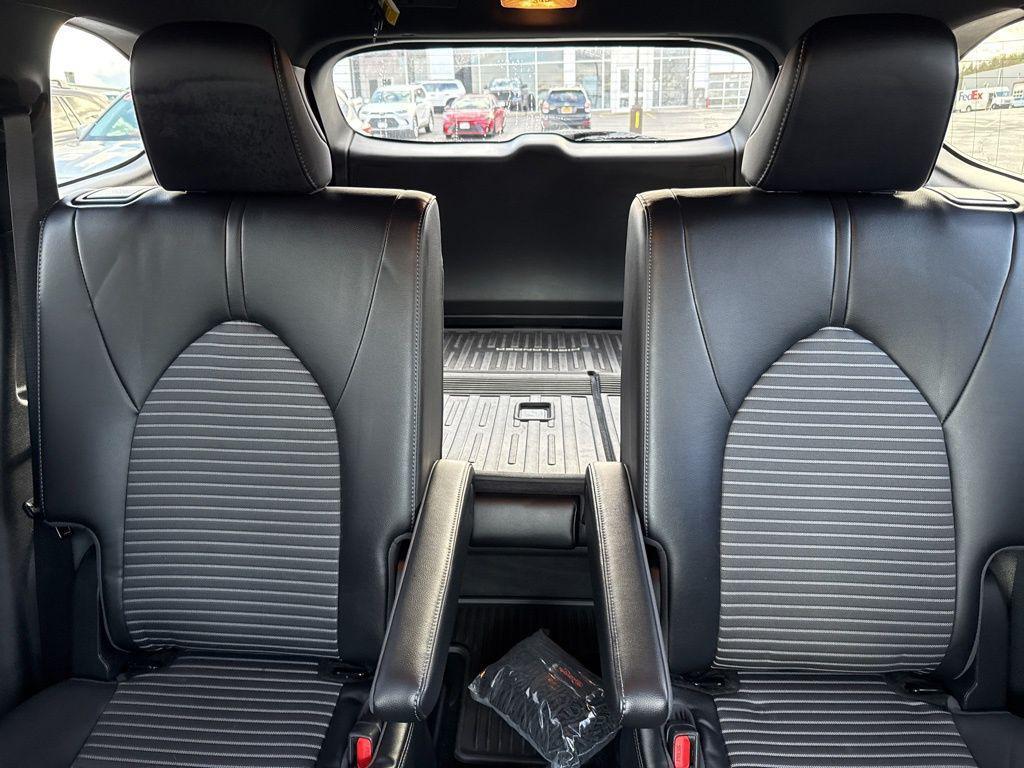 used 2023 Toyota Highlander car, priced at $40,955