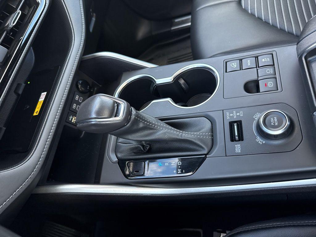 used 2023 Toyota Highlander car, priced at $40,955