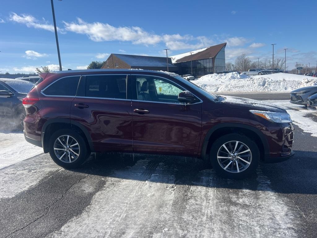 used 2018 Toyota Highlander car, priced at $24,500