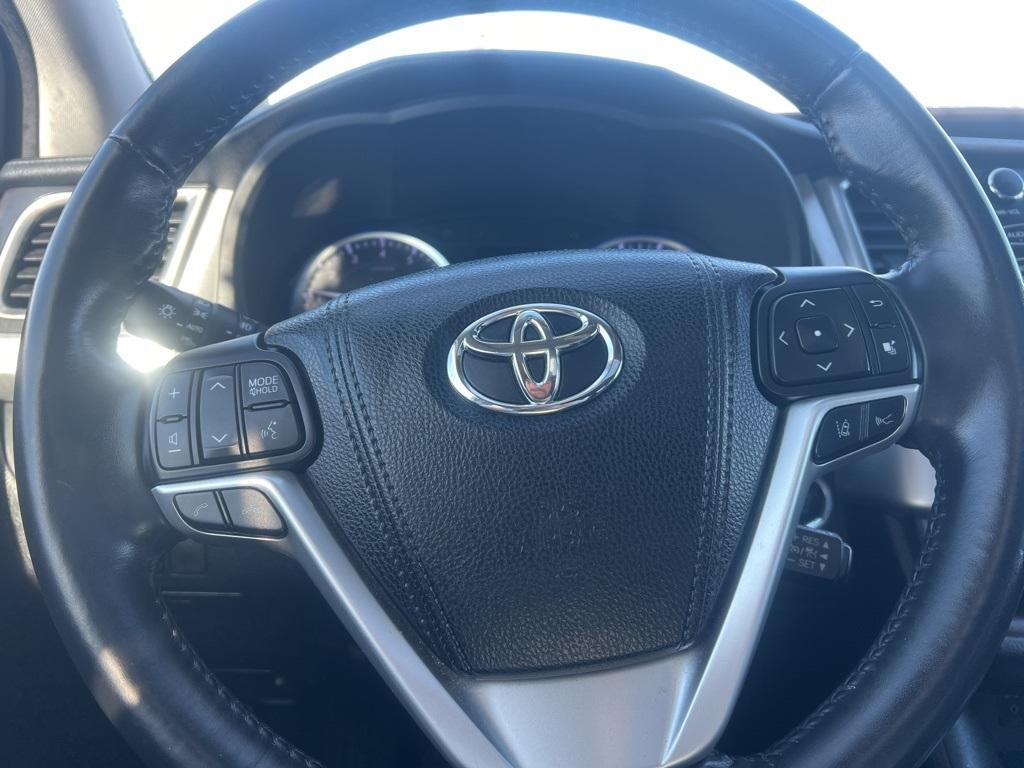 used 2018 Toyota Highlander car, priced at $24,500