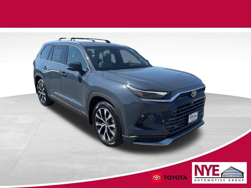 new 2025 Toyota Grand Highlander Hybrid car, priced at $60,023