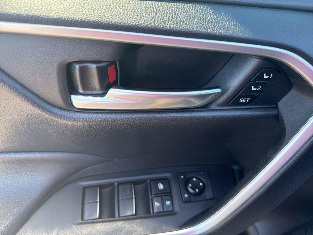 used 2021 Toyota RAV4 car, priced at $33,450
