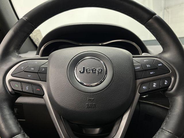 used 2020 Jeep Grand Cherokee car, priced at $27,900