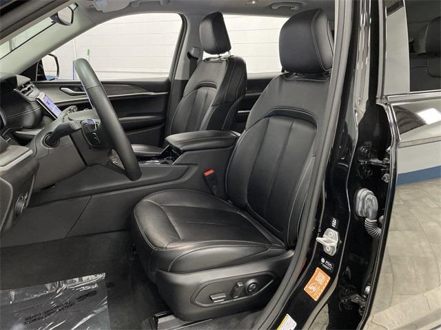 used 2022 Jeep Grand Cherokee L car, priced at $37,542