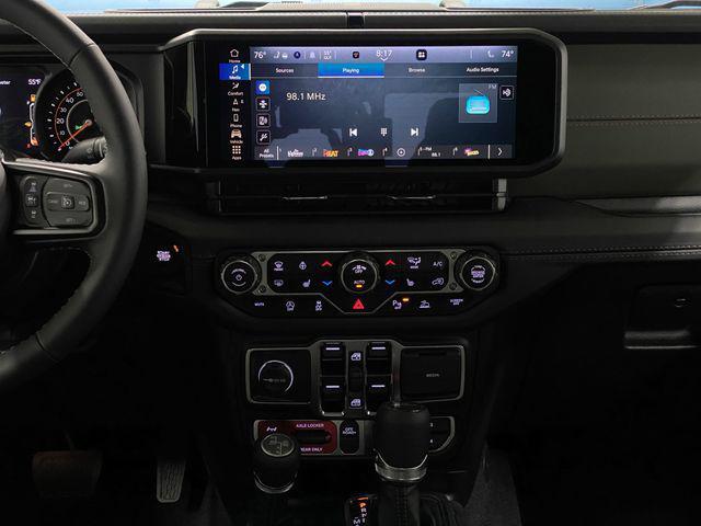 new 2025 Jeep Gladiator car, priced at $55,470