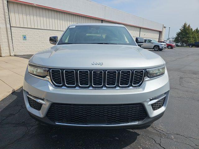 new 2025 Jeep Grand Cherokee car, priced at $48,520