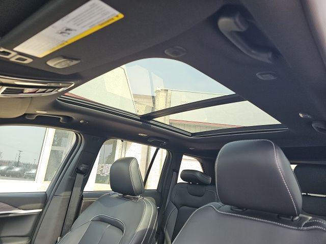 new 2025 Jeep Grand Cherokee car, priced at $48,520