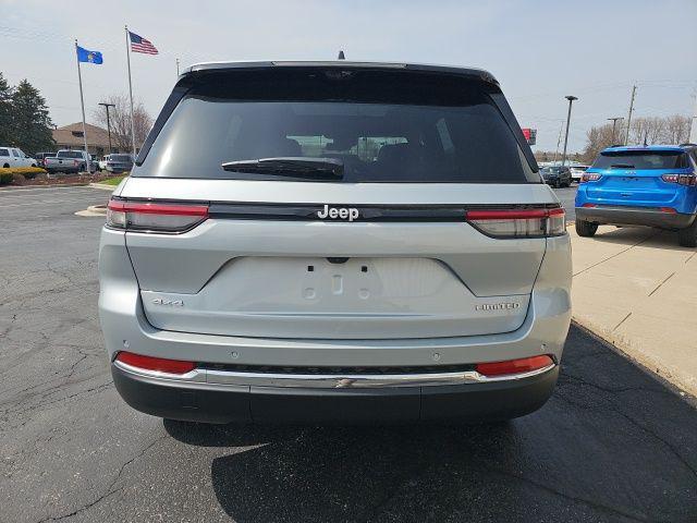 new 2025 Jeep Grand Cherokee car, priced at $48,520
