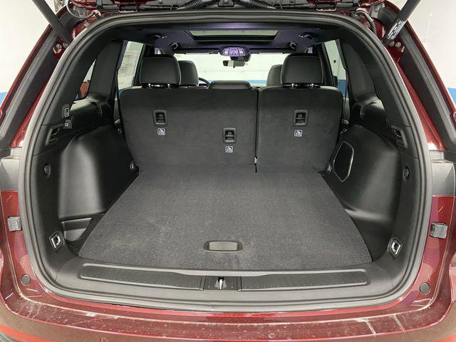 new 2025 Jeep Grand Cherokee car, priced at $48,346