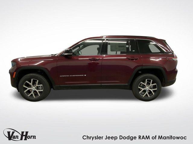 new 2025 Jeep Grand Cherokee car, priced at $45,975