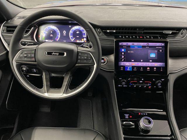 new 2025 Jeep Grand Cherokee car, priced at $45,975