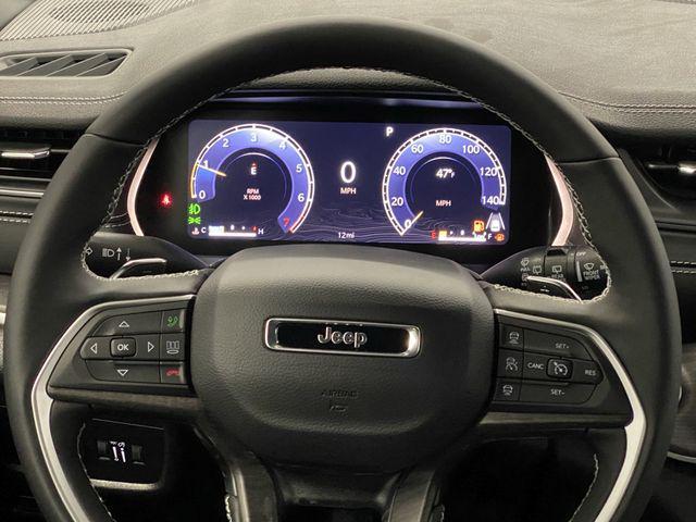 new 2025 Jeep Grand Cherokee car, priced at $45,975