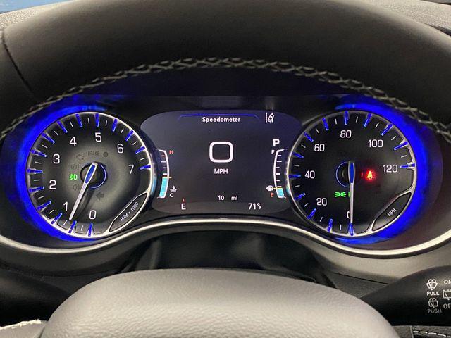 new 2025 Chrysler Pacifica car, priced at $45,833