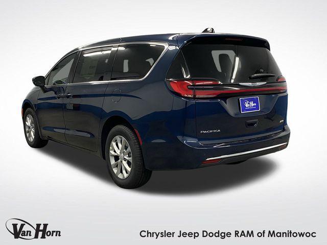 new 2025 Chrysler Pacifica car, priced at $44,776