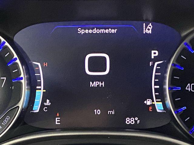 new 2025 Chrysler Pacifica car, priced at $44,776