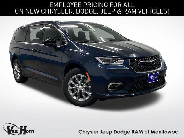 new 2025 Chrysler Pacifica car, priced at $44,776