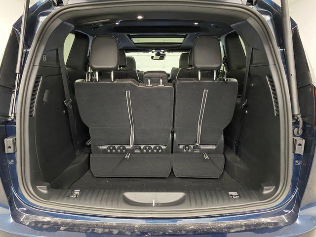 new 2025 Chrysler Pacifica car, priced at $44,776