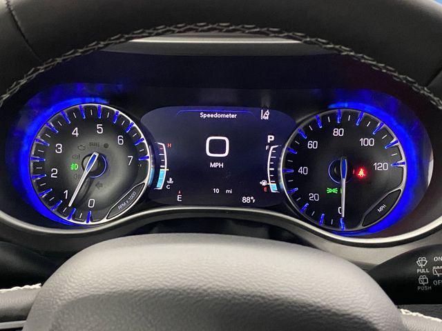 new 2025 Chrysler Pacifica car, priced at $44,776