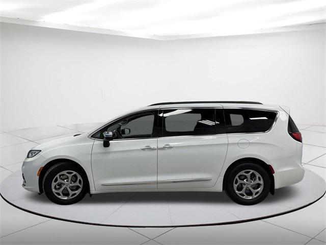 used 2023 Chrysler Pacifica car, priced at $32,003