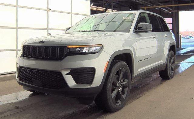 used 2023 Jeep Grand Cherokee car, priced at $36,580