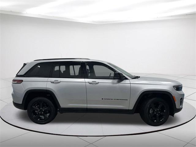 used 2023 Jeep Grand Cherokee car, priced at $36,580