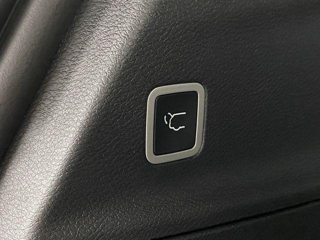 new 2025 Chrysler Pacifica car, priced at $44,368