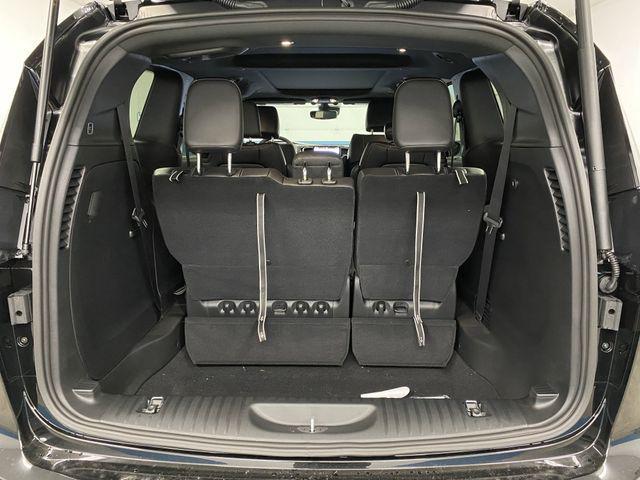 new 2025 Chrysler Pacifica car, priced at $44,368