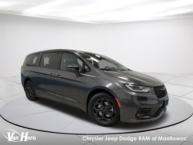 used 2022 Chrysler Pacifica Hybrid car, priced at $29,593