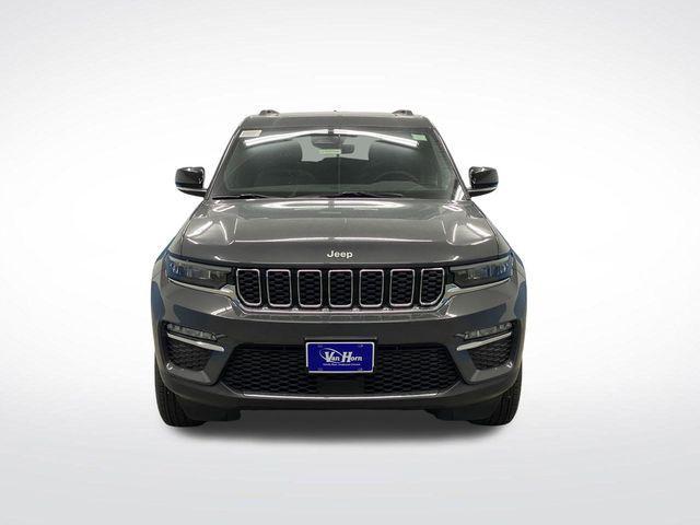 new 2025 Jeep Grand Cherokee car, priced at $44,725