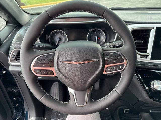 new 2025 Chrysler Pacifica car, priced at $48,644