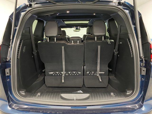 new 2025 Chrysler Pacifica car, priced at $44,776