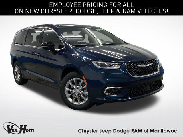 new 2025 Chrysler Pacifica car, priced at $44,776