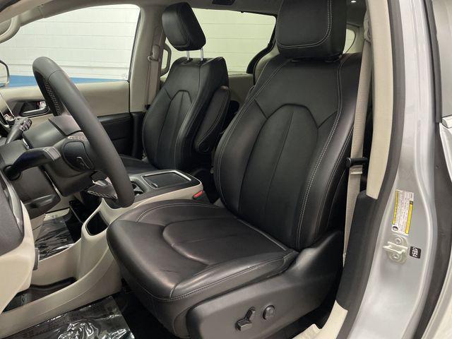 used 2023 Chrysler Pacifica car, priced at $32,749
