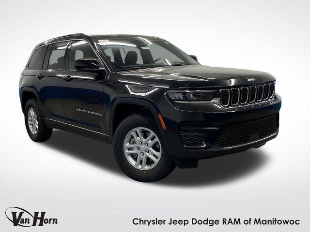 new 2025 Jeep Grand Cherokee car, priced at $38,028