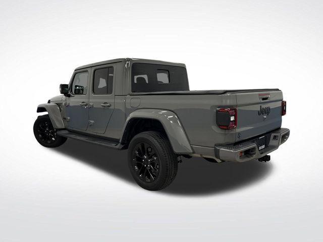 used 2022 Jeep Gladiator car, priced at $35,494
