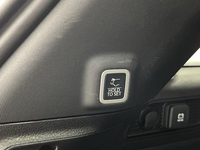 used 2024 Jeep Grand Cherokee car, priced at $35,999