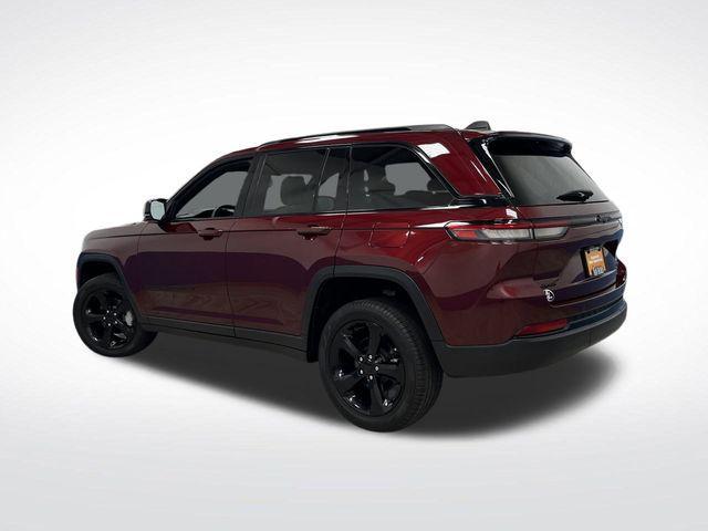 used 2024 Jeep Grand Cherokee car, priced at $35,999