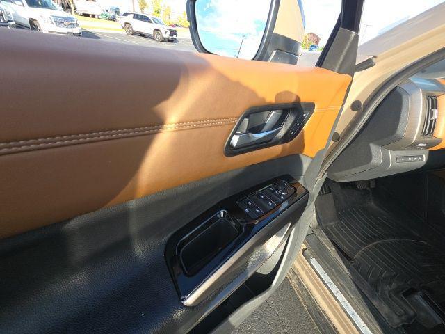 used 2023 Nissan Pathfinder car, priced at $33,999