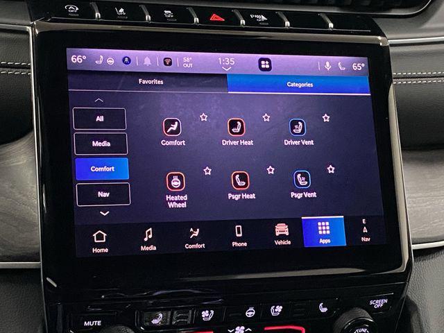 new 2025 Jeep Grand Cherokee car, priced at $48,813