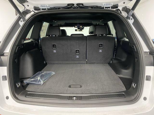 new 2025 Jeep Grand Cherokee car, priced at $42,619