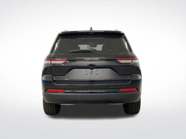 new 2025 Jeep Grand Cherokee car, priced at $50,446