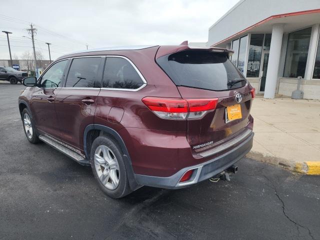 used 2017 Toyota Highlander car, priced at $24,999