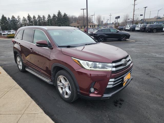 used 2017 Toyota Highlander car, priced at $24,999