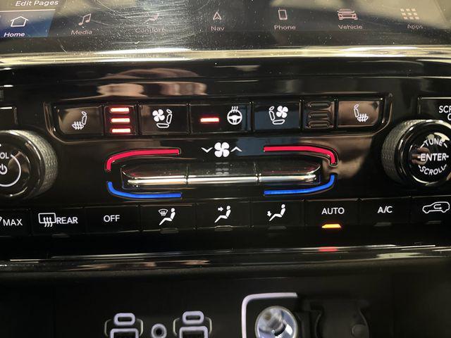 used 2023 Jeep Grand Cherokee car, priced at $29,999