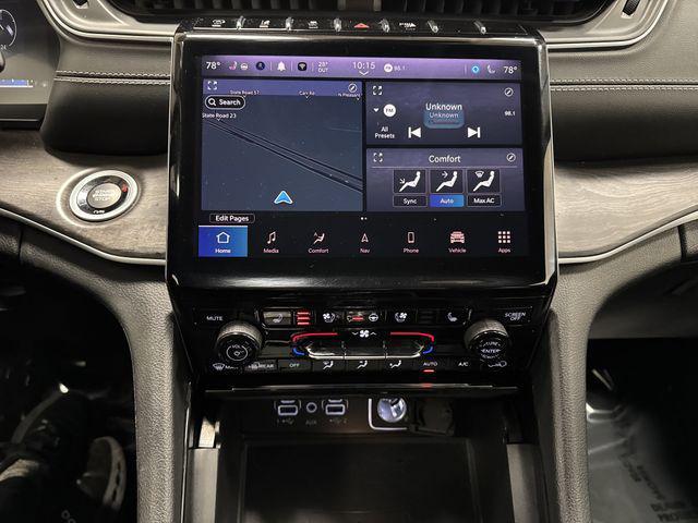 used 2023 Jeep Grand Cherokee car, priced at $29,999