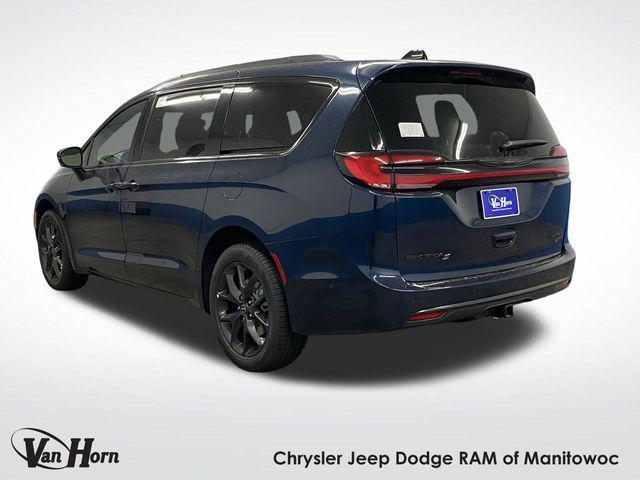 new 2025 Chrysler Pacifica car, priced at $55,281